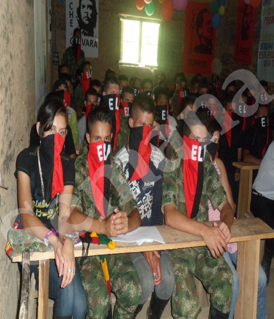 ELN Ejercito de Liberación Nacional 
Jóvenes