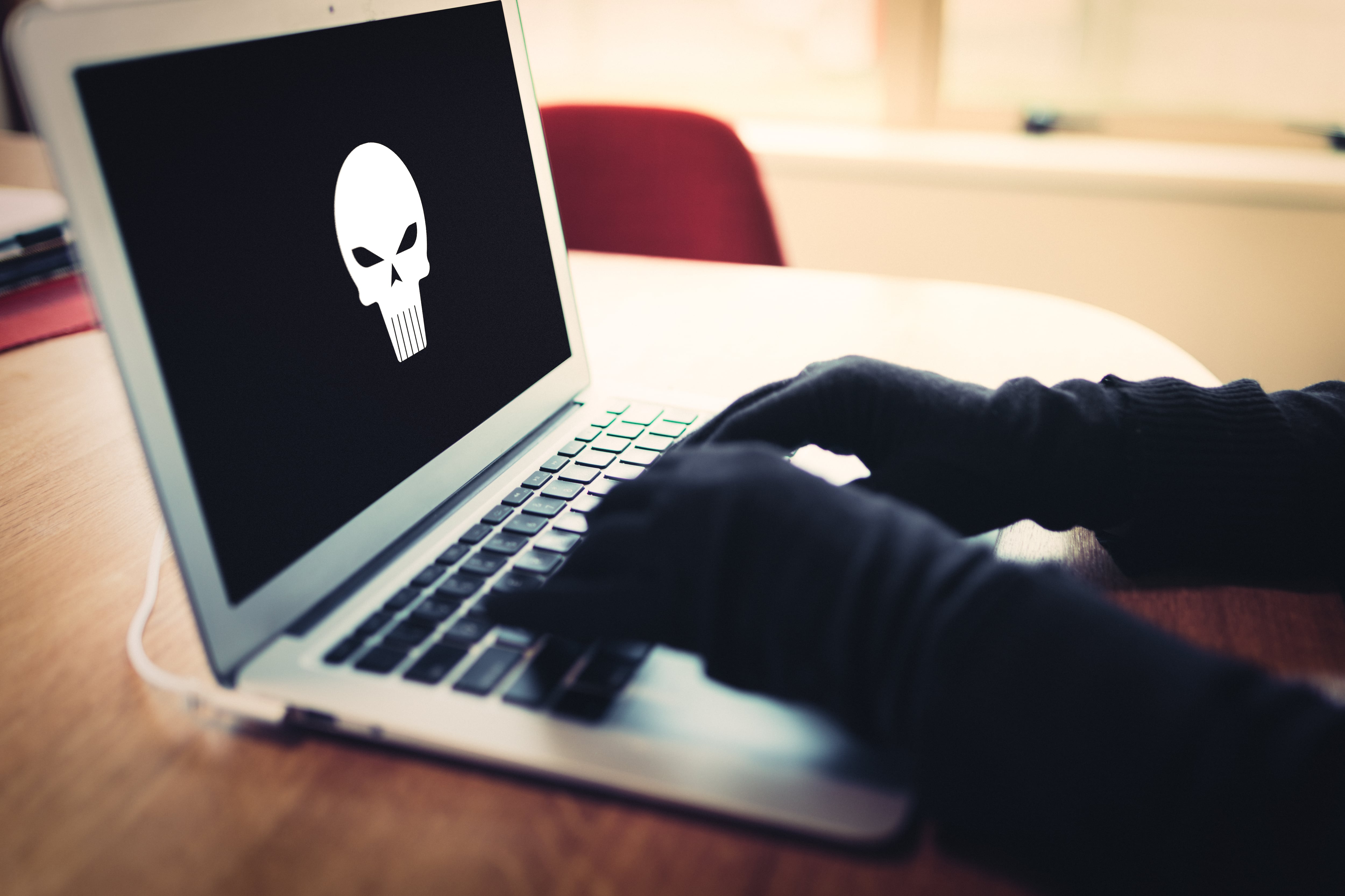 Los ciberdelincuentes buscan obtener datos confidenciales de los usuarios.