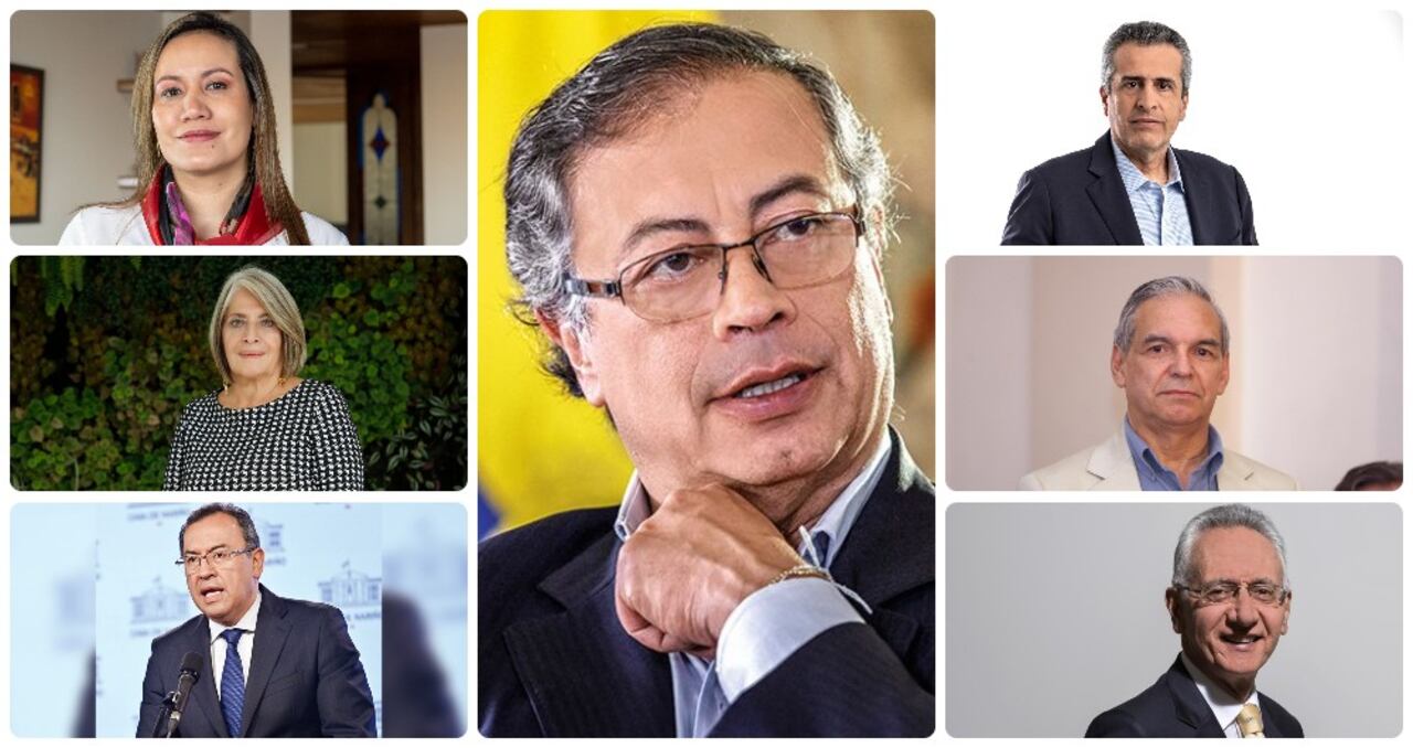Gustavo Petro y sus ministros salientes y entrantes.