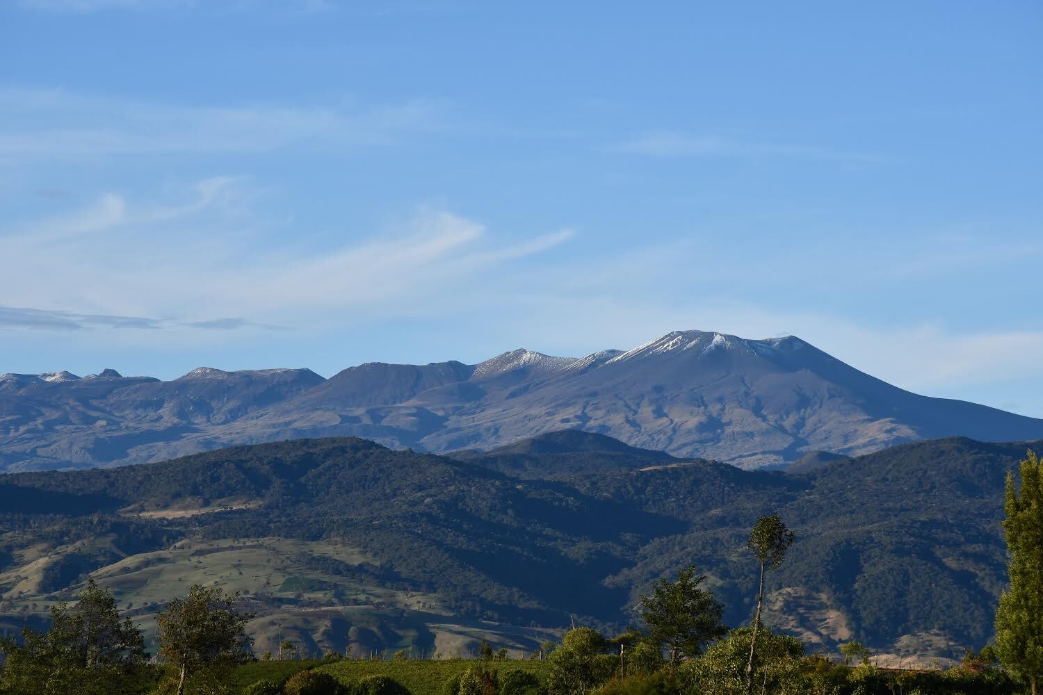 Los antepasados caucanos bajaban en sus espaldas los bloques de hielo del volcán Puracé.
