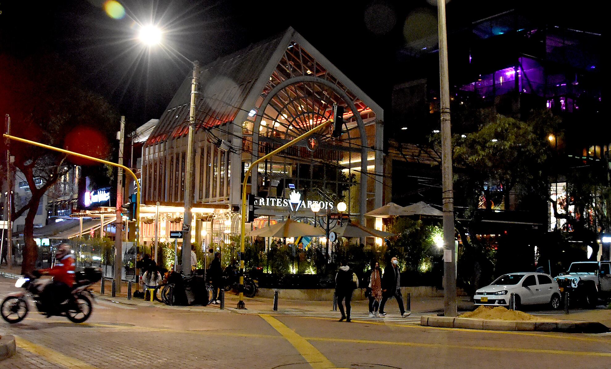 REATIVACION GASTRO - BARES BOGOTA
BOGOTA JUNIO 10 DE 2021

FOTOGRAFA ALEXANDRA RUIZ POVEDA