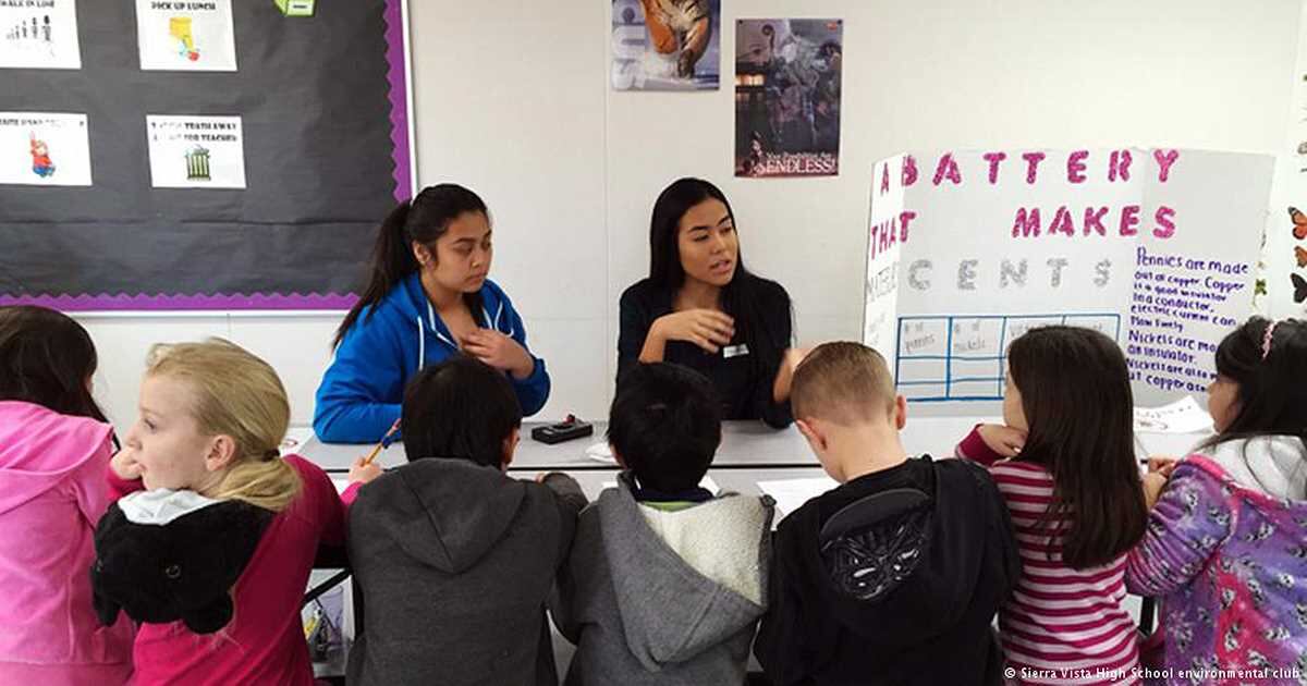 Aunque hubo organizaciones y sindicatos de maestros que estuvieron en contra de la nueva normativa, esta comenzará a regir en el próximo inició del año escolar que se avecina en Estados Unidos.