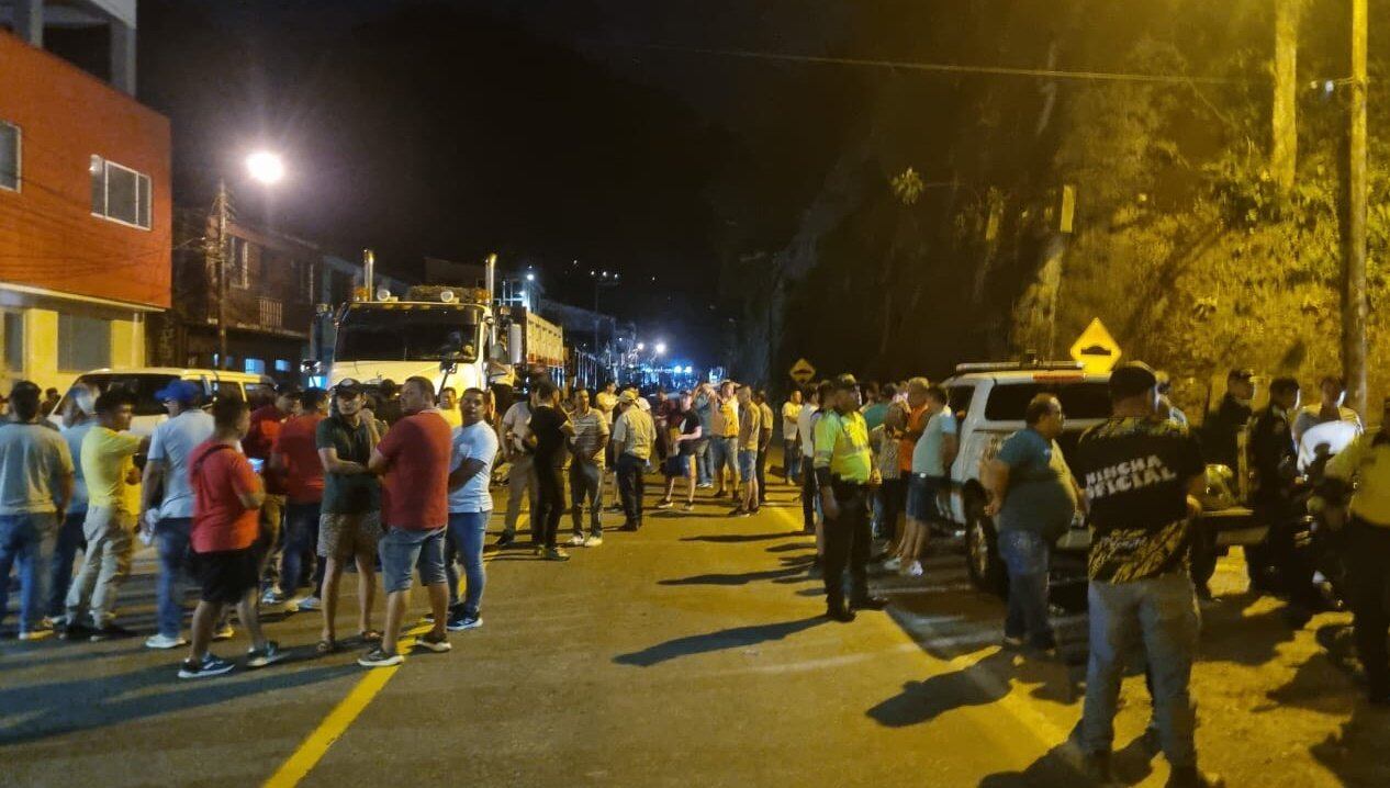 Se han presentado manifestaciones en los kilómetros 59 y 44.