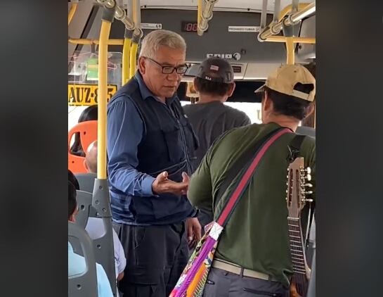 Situación en un bus de Perú