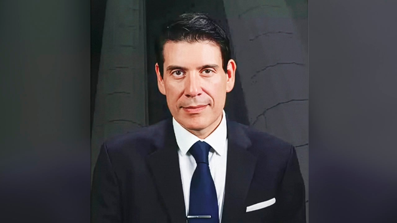 “Cuando se elimina la separación de poderes, lo que queda es dictadura constitucional”. 