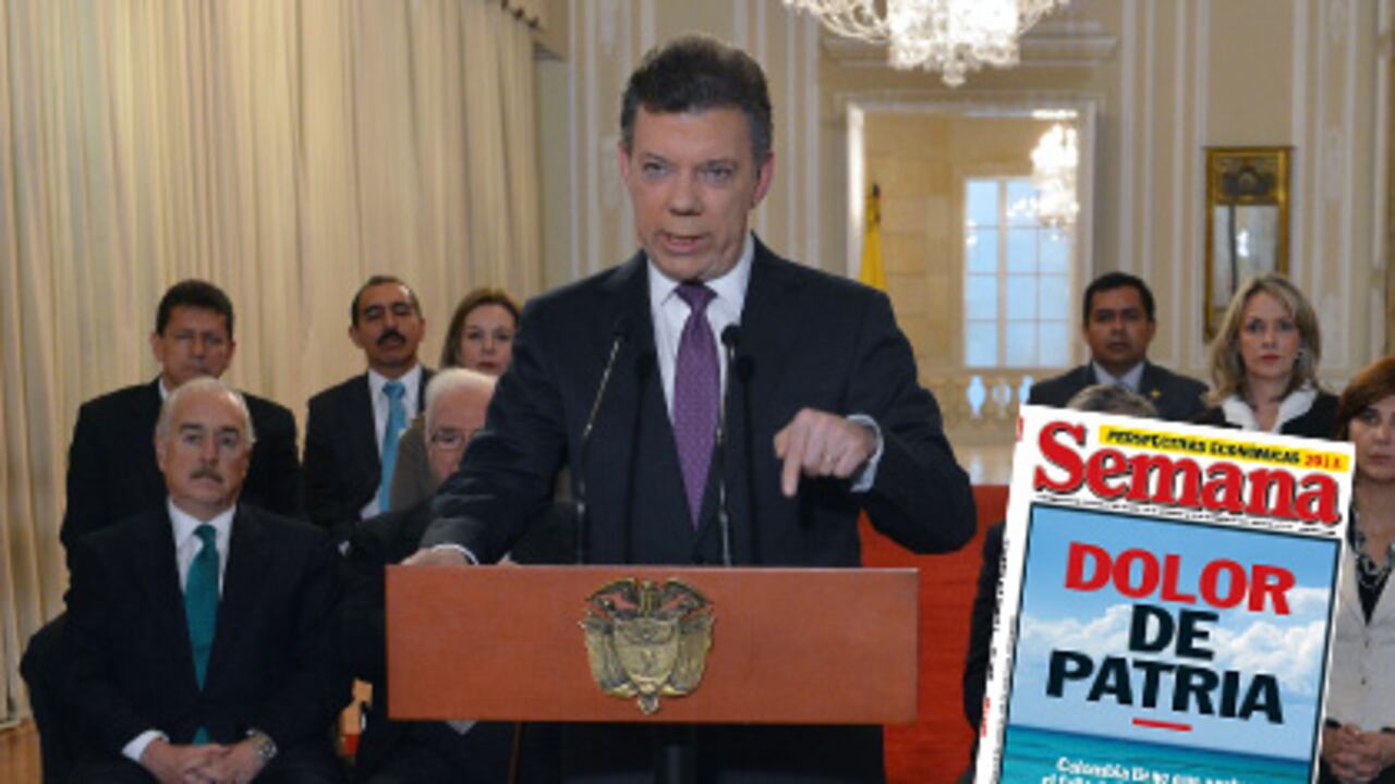 Una vez se conoció el fallo, los expresidentes Andrés Pastrana, Belisario Betancur y César Gaviria llegaron a la Casa de Nariño para una reunión de la Comisión Asesora de Relaciones Exteriores. Luego acompañaron al presidente durante la alocución televisada. “Pueden tener la seguridad de que obraremos respetando las normas jurídicas”, dijo.