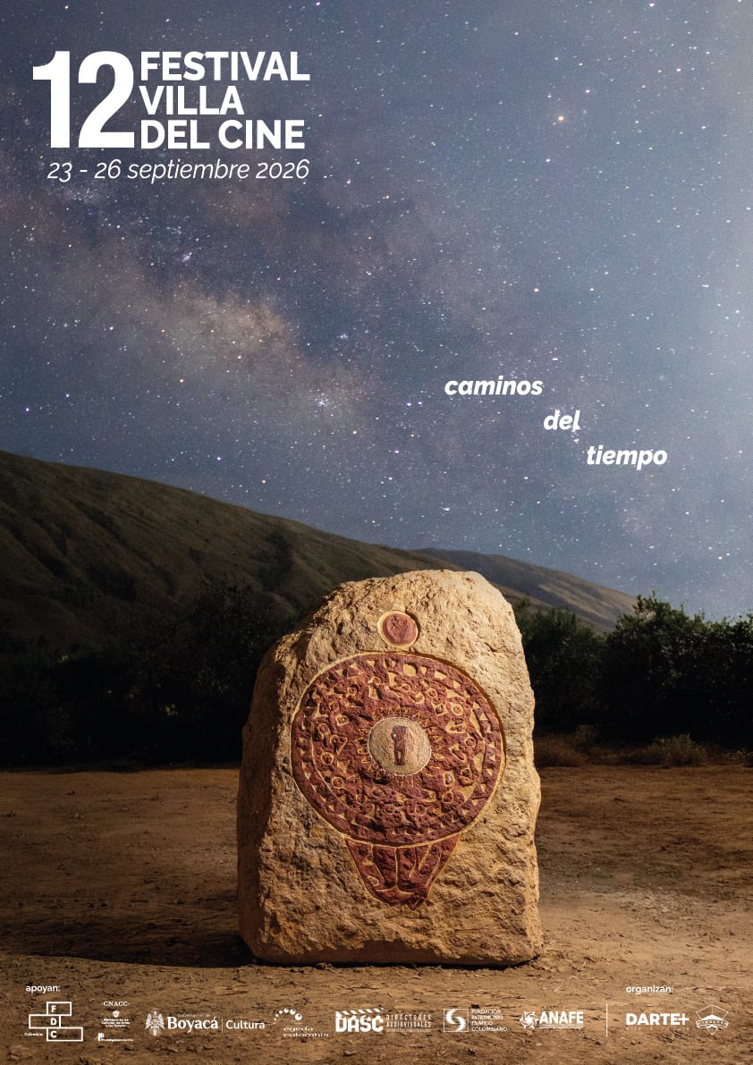 Como imagen representativa se escogió una piedra extraída de las montañas de la región, tallada a mano por artesanos locales e intervenida con técnicas inspiradas en las pinturas rupestres, utilizando tintas elaboradas a partir de frutos, barro y otros elementos de la tierra boyacense.