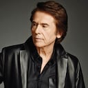 En ‘Raphaelísimo’ el artista recorre las "joyas de la corona" para su público y también algunas canciones de ‘Ayer... aún’, su último disco.