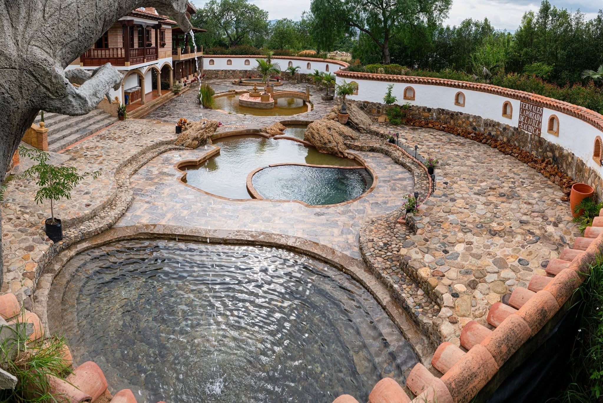 Termales Portada de La Villa