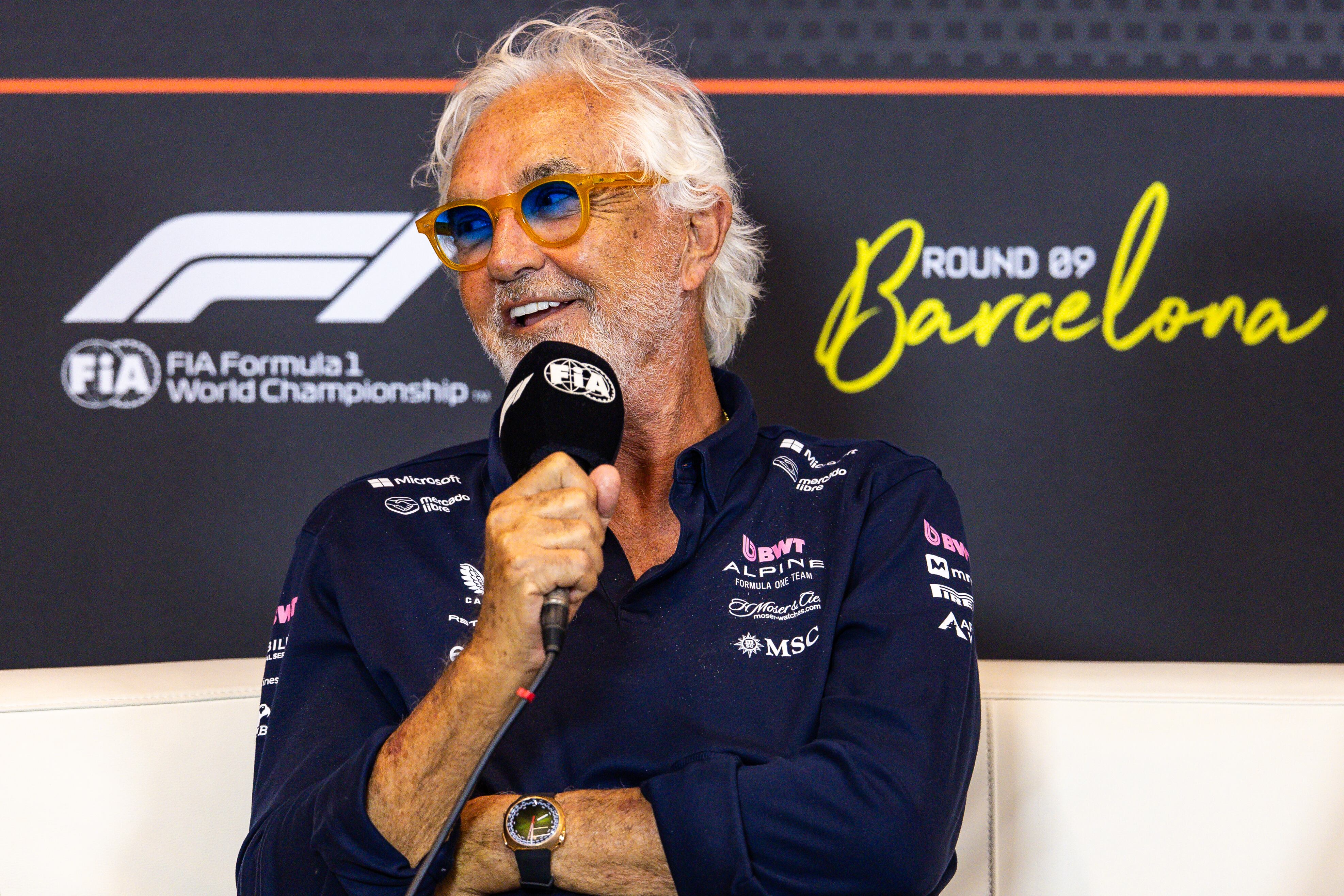 Flavio Briatore destacó la actualidad del piloto argentino.