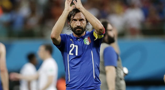 El referente italiano Andrea Pirlo viste la camiseta más cara del mundial.