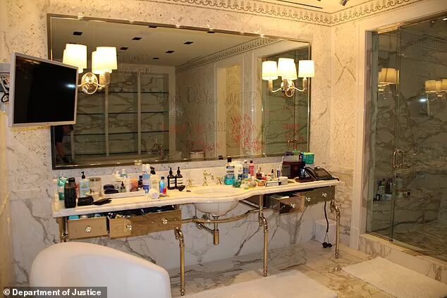 Tomada de DailyMail/Departamento de Justicia EE.UU