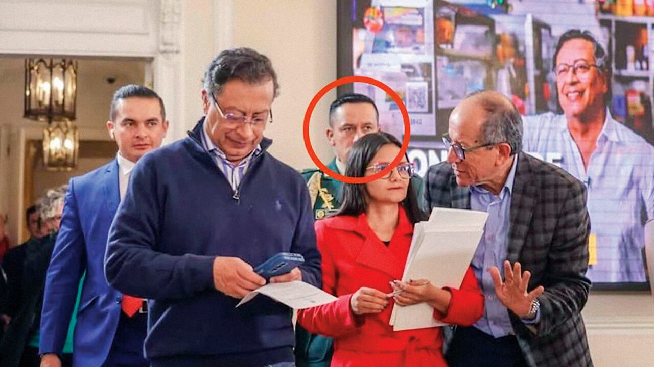 Ascenso bajo escándalo