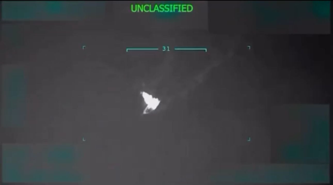 La embarcación resultó en llamas