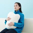 La almohada permite regular la respiración.