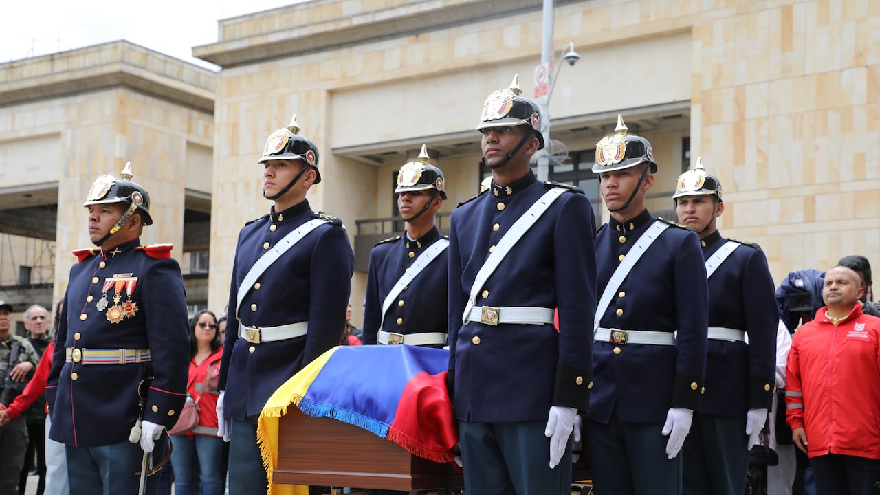 El exvicepresidente Germán Vargas Lleras fue despedido por sus amigos y familiares.