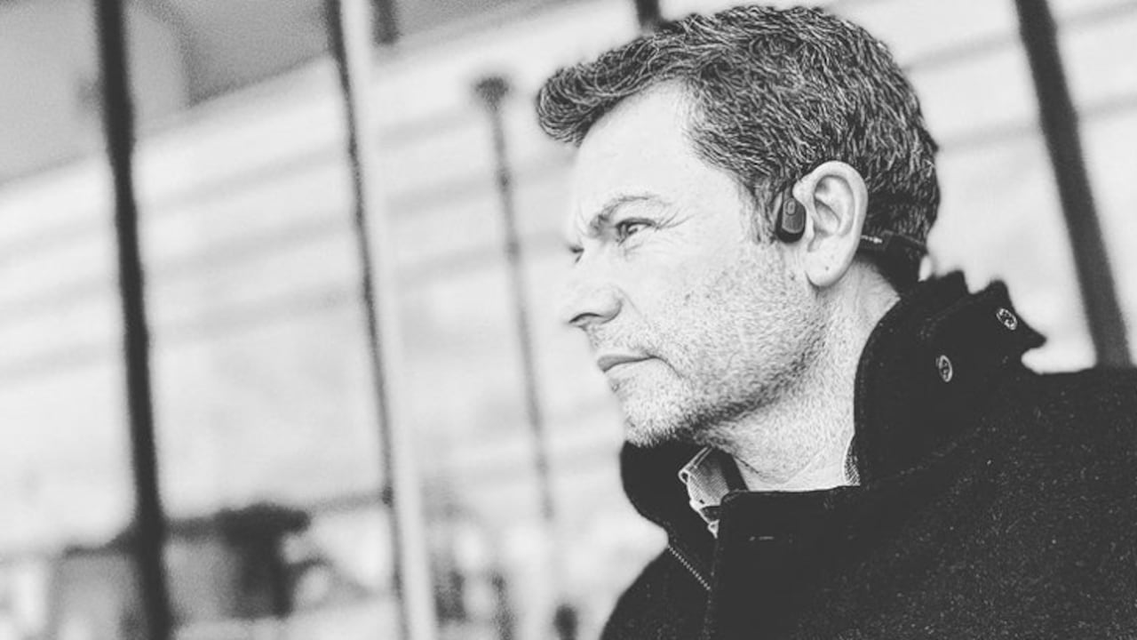 Iván Lalinde compartió un video donde se ve a un perrito trabajando en seguridad.