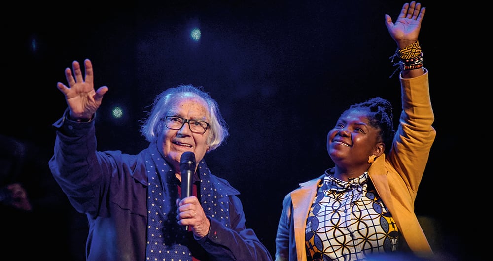 Adolfo Pérez Esquivel, Premio Nobel de Paz, moderó uno de los conversatoriosde Francia en Argentina. 