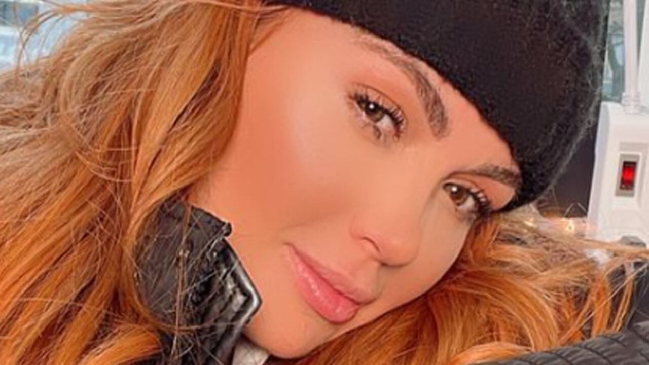 Sara Uribe se despachó contra una mujer que la trató mal en un sitio por el que se desplazaba.