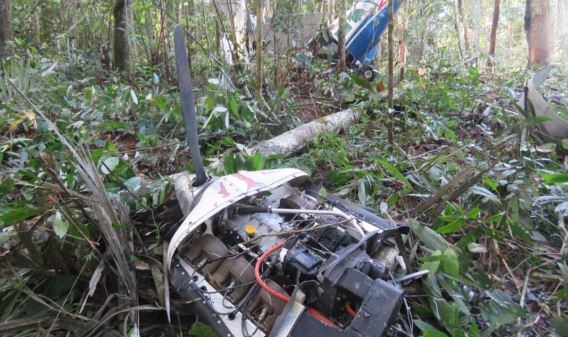 Ubicación del motor y hélice HK2803.