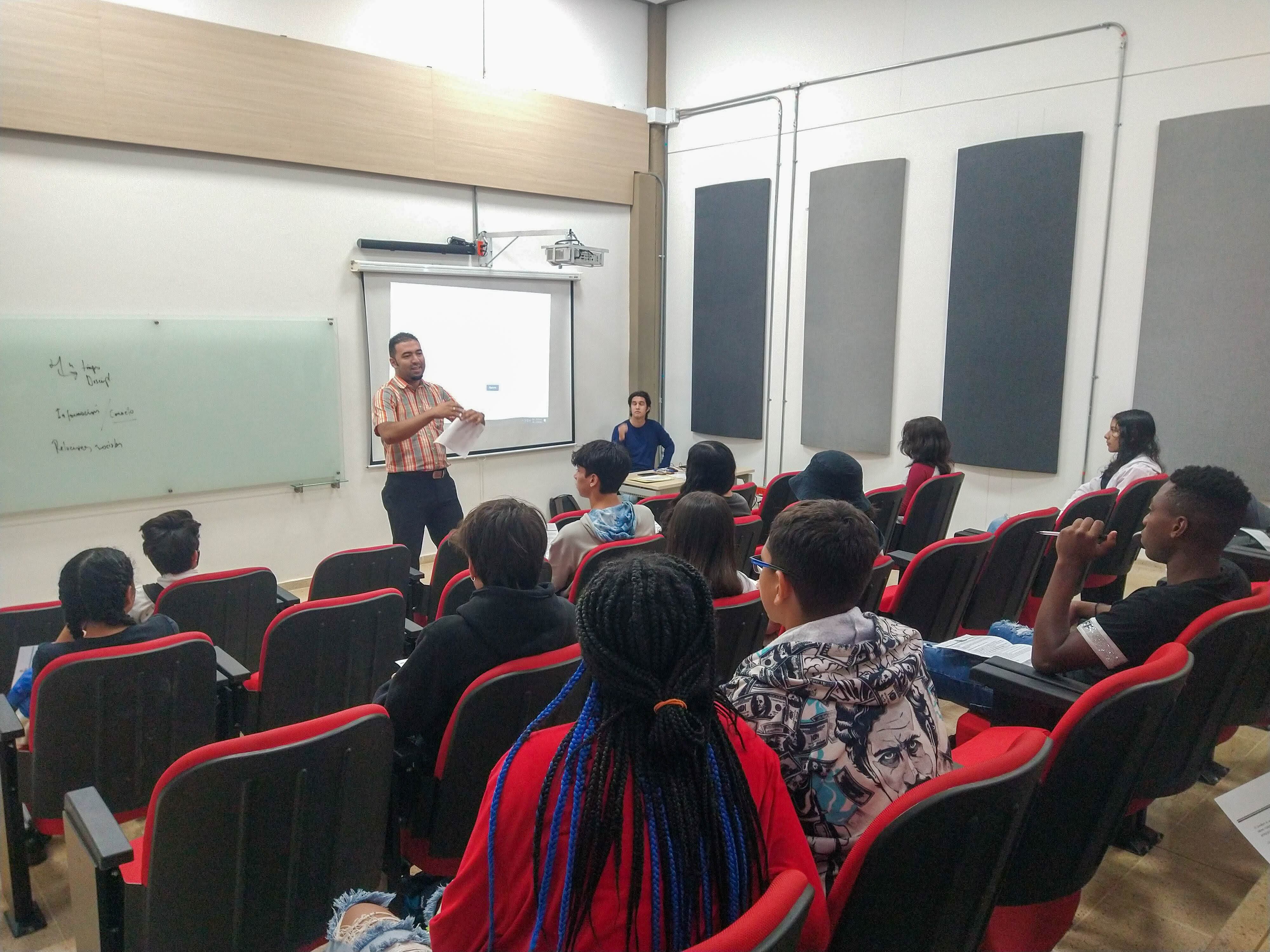 En la Universidad del Valle se ofrecen diversas modalidades y horarios de cursos Preicfes. Ya están abiertas las inscripciones para los del próximo año.