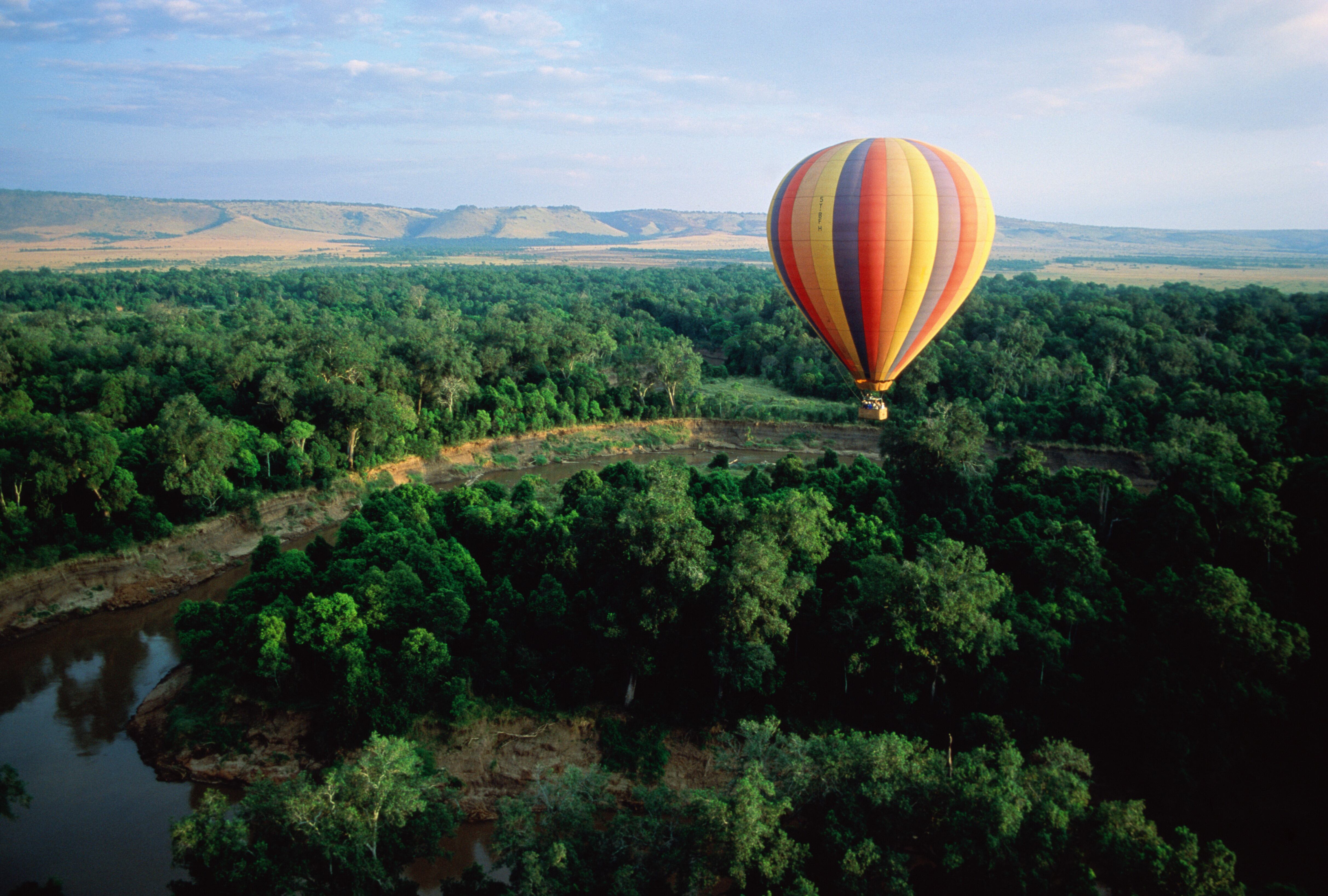 Conocer la belleza de la naturaleza colombiana a través de un viaje en globo