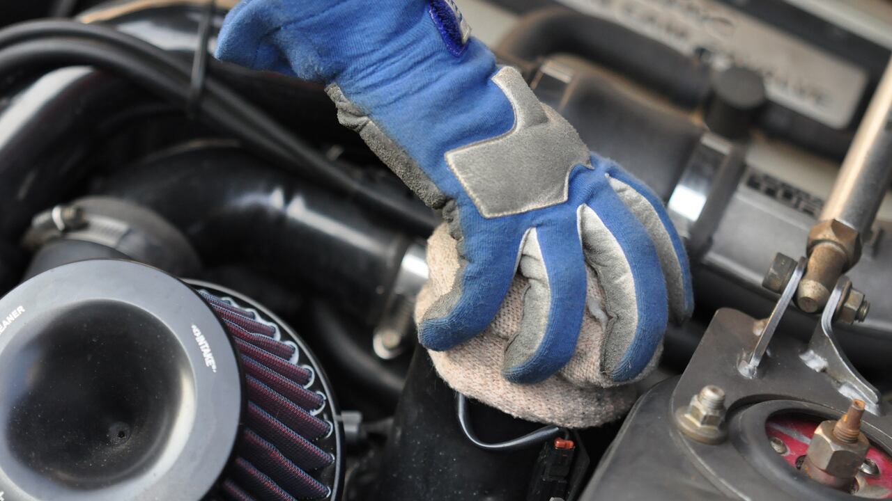 El cambio de filtro de aire puede ser un proceso sencillo.