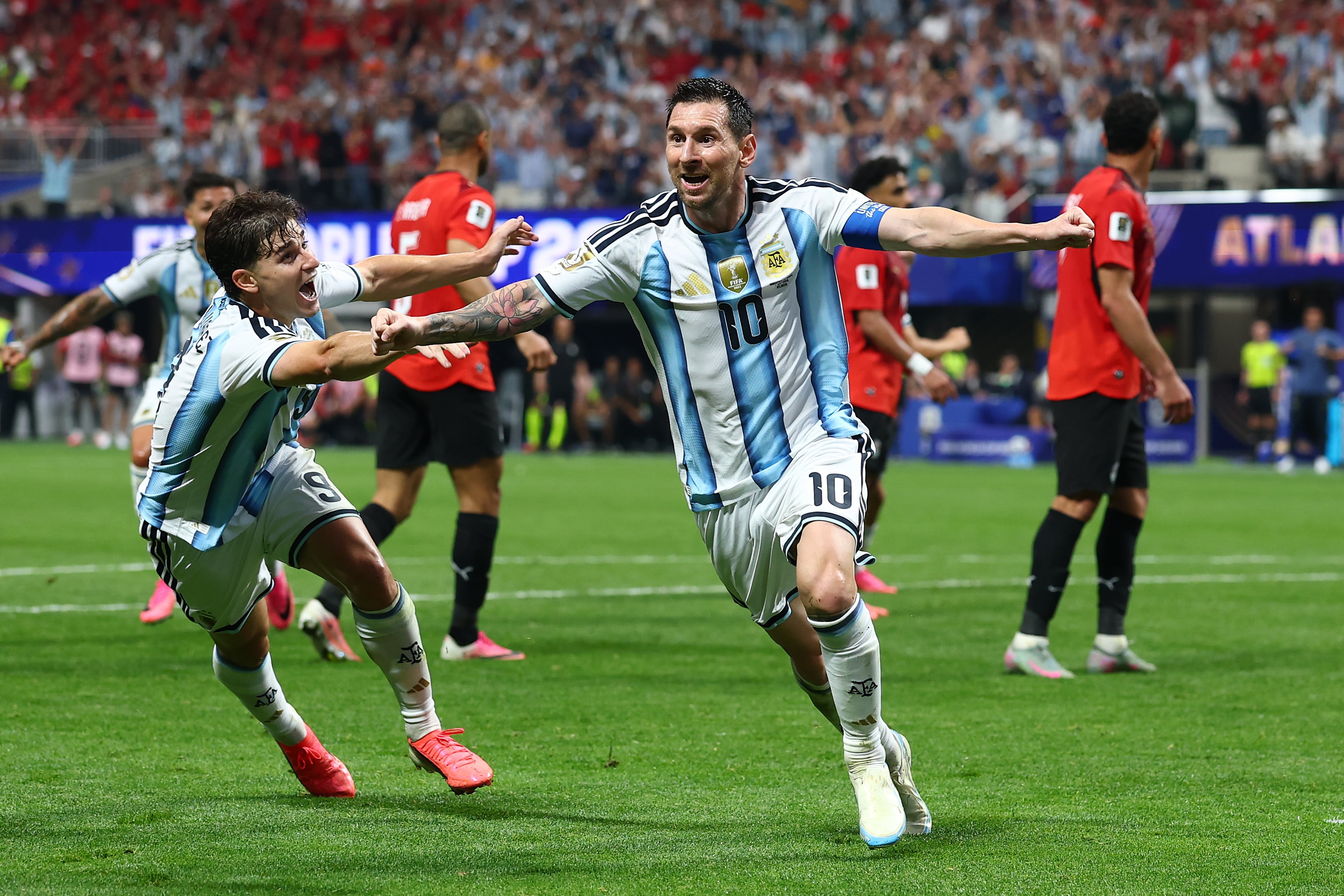 ATLANTA, GEORGIA - JULY 7: Lionel Messi of Argentina celebrates scoring a goal to make the score 2-2 during the FIFA World Cup 2026 Round of 16 match between Argentina and Egypt at Atlanta Stadium on July 7, 2026 in Atlanta, United States. (Photo by Chris Brunskill/Fantasista/Getty Images)