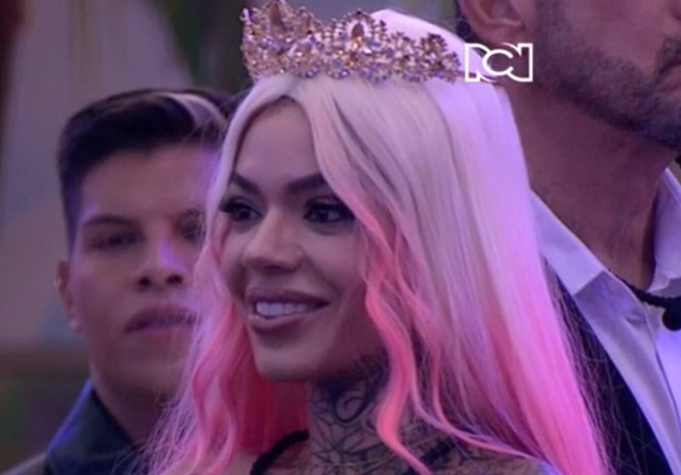 Melissa Gate fue coronada por Sofía Avendaño, durante un congelados en 'La casa de los famosos'