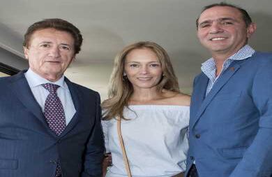 Carlos Gilberto Uribe, Lina Gómez y Juan Carlos Echavarría.