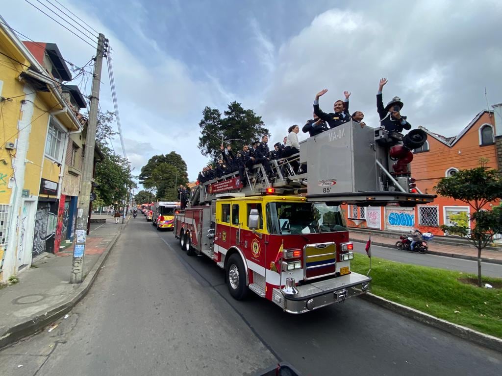 Bomberos Oficiales de Bogotá