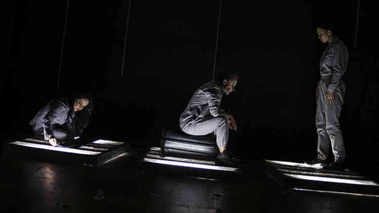 'Bernarda Alba en blanco y negro' se presenta en la Casa del Teatro Nacional de jueves a sábado.