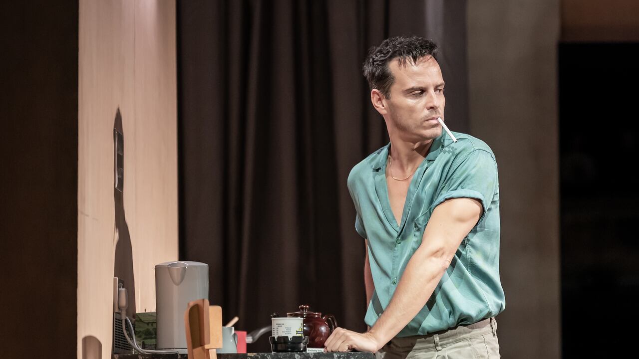 Andrew Scott es 'Vanya', es la obra entera, es todos sus personajes.