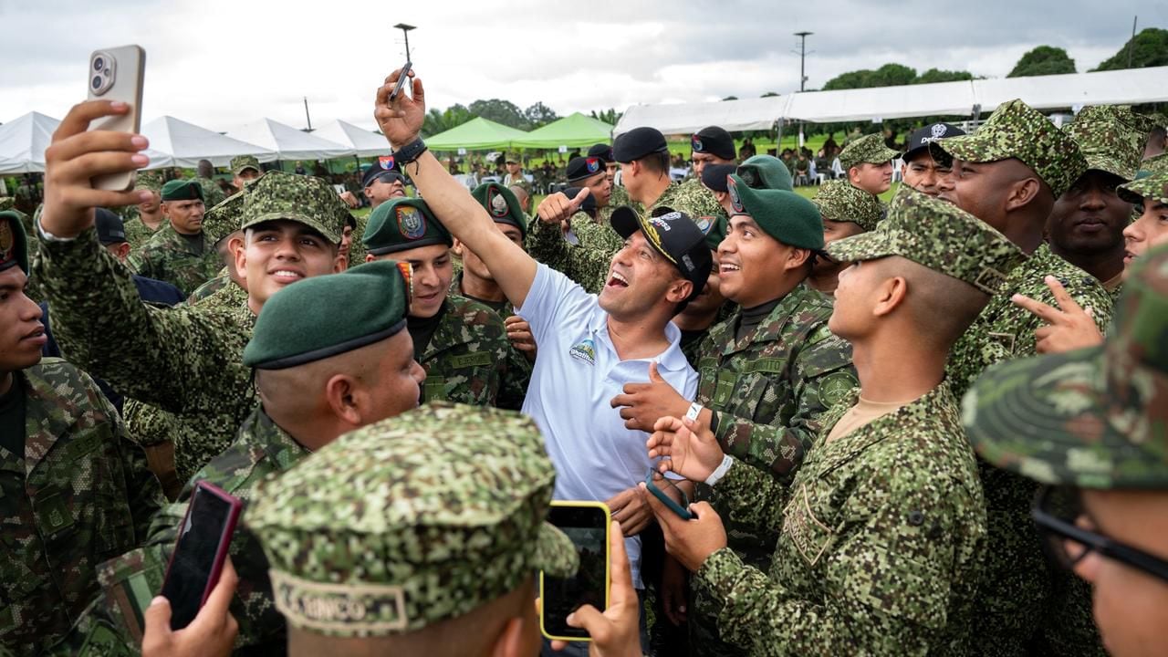 El Correo de la Gratitud, una actividad del Ministerio de Defensa, llegó a Tumaco.