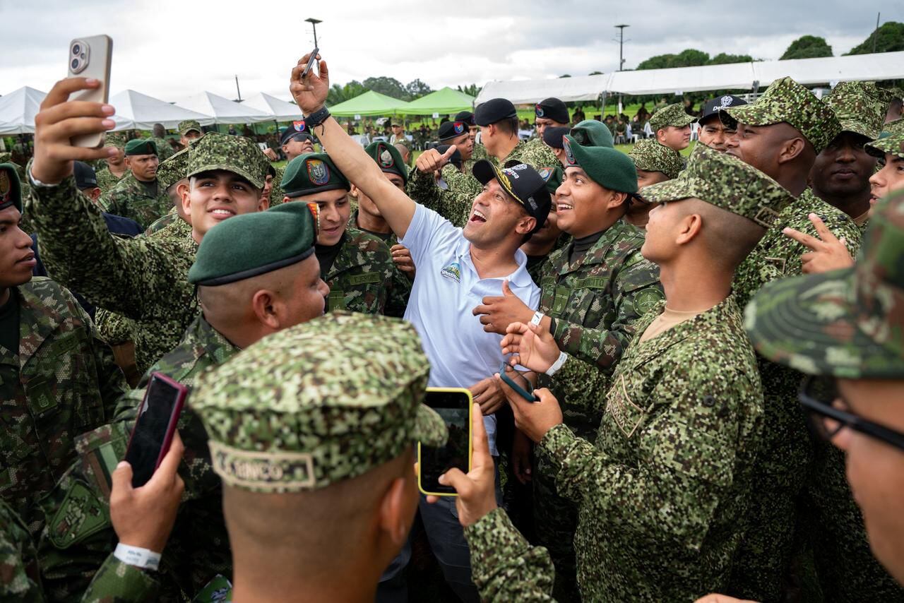 El Correo de la Gratitud, una actividad del Ministerio de Defensa, llegó a Tumaco.