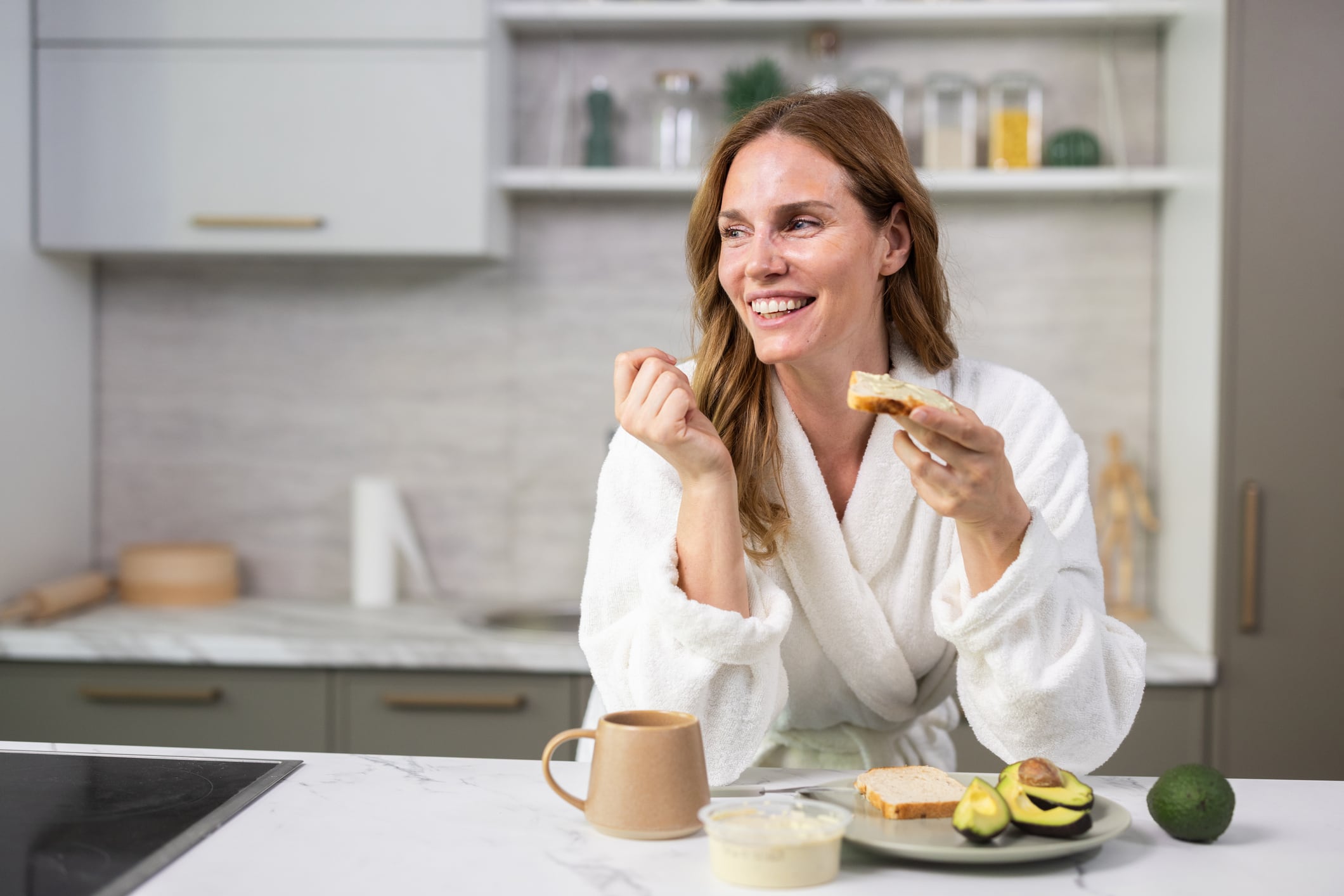 Desayunar al menos cinco veces por semana se relacionó con una mayor resiliencia, según los investigadores.