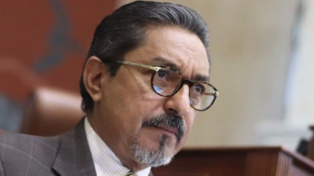 El representante Modesto Enrique Aguilera.