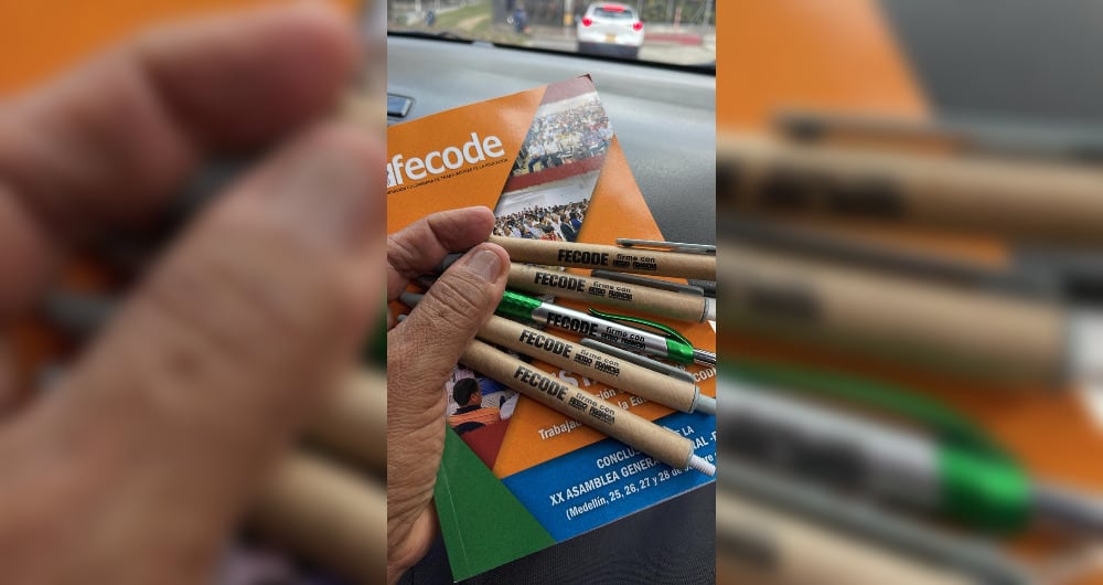 Los lápices de Fecode apoyando la campaña del presidente Gustavo Petro