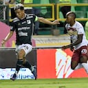 Teófilo Gutiérrez en la disputa de la Superliga Betplay 2021, frente al Tolima