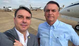 Después de unas horas, el actual senador Flavio Bolsonaro volvió a enviarle un mensaje a su padre: “Padre estoy contigo para lo que venga” escribió en su cuenta de Twitter.