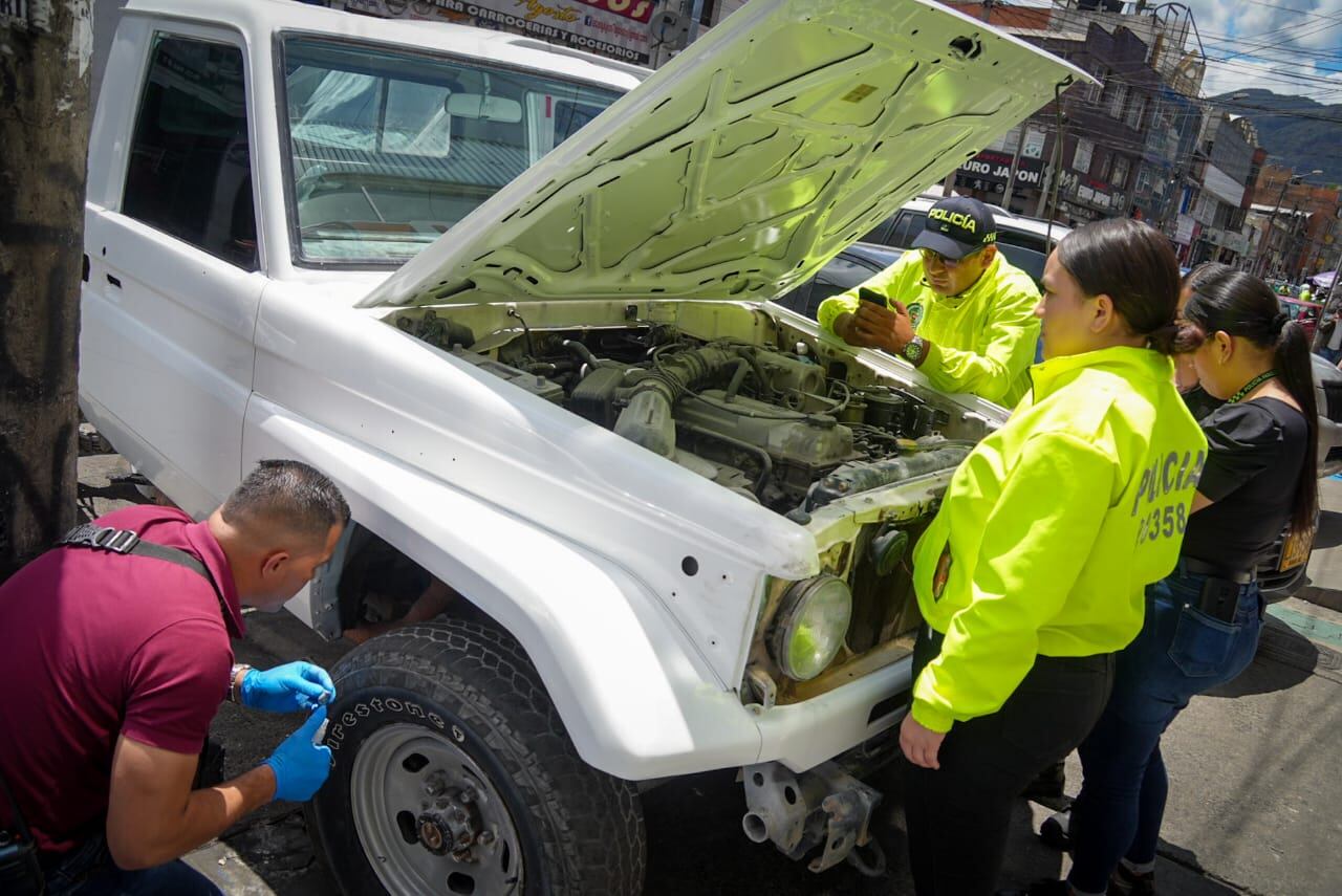 Operativo autopartes ilegales Siete de Agosto Bogotá