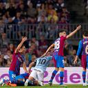 El jugador Ronald Araújo sufrió fuerte golpe en el juego ante el Celta.