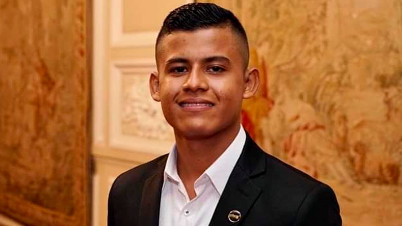 Con WhatsApp y YouTube alcanzó puntaje perfecto en pruebas Saber 11