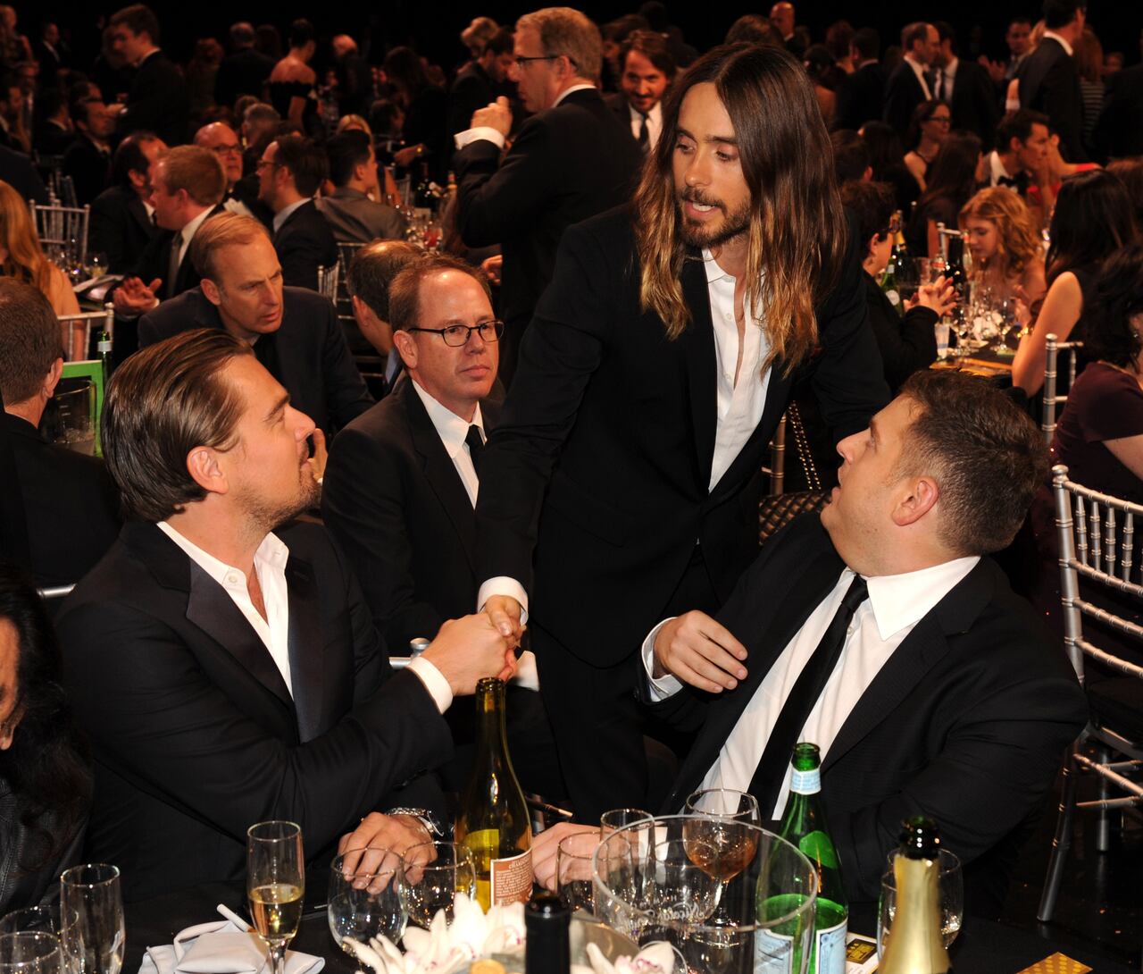 El paquete habría sido enviado a los actores Leonardo DiCaprio y Jared Leto.