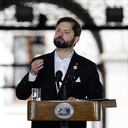 El presidente de Chile, Gabriel Boric, habla durante un evento oficial con dignatarios internacionales para conmemorar el 50 aniversario del golpe militar de 1973 el 11 de septiembre de 2023 en Santiago, Chile.