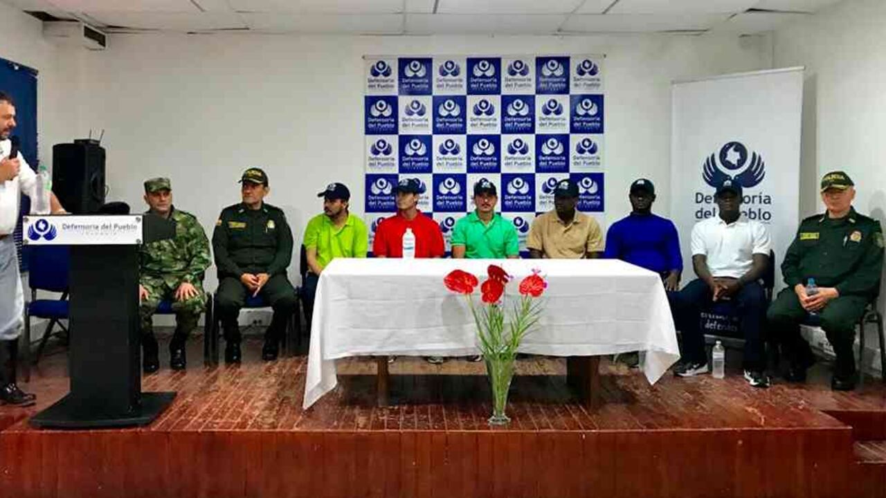 La entrega de las personas secuestradas fue hecha a una comisión humanitaria.