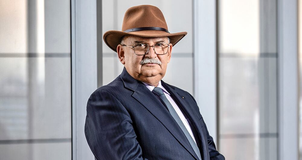 El mayor (r) Carlos Ospina dice que en una lucha armada, la responsabilidad es de los dos bandos que están enfrentados.