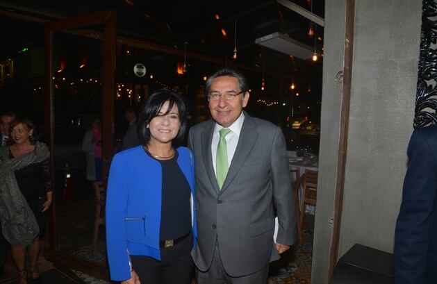 Claudia Beltrán Y Nestor Humberto Martínez