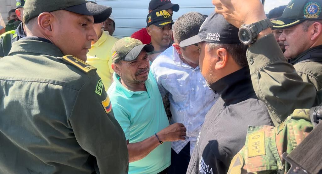 El papá de Lucho Díaz, la estrella del Liverpool, ya está en el municipio de Barrancas, tras ser liberado por el ELN.