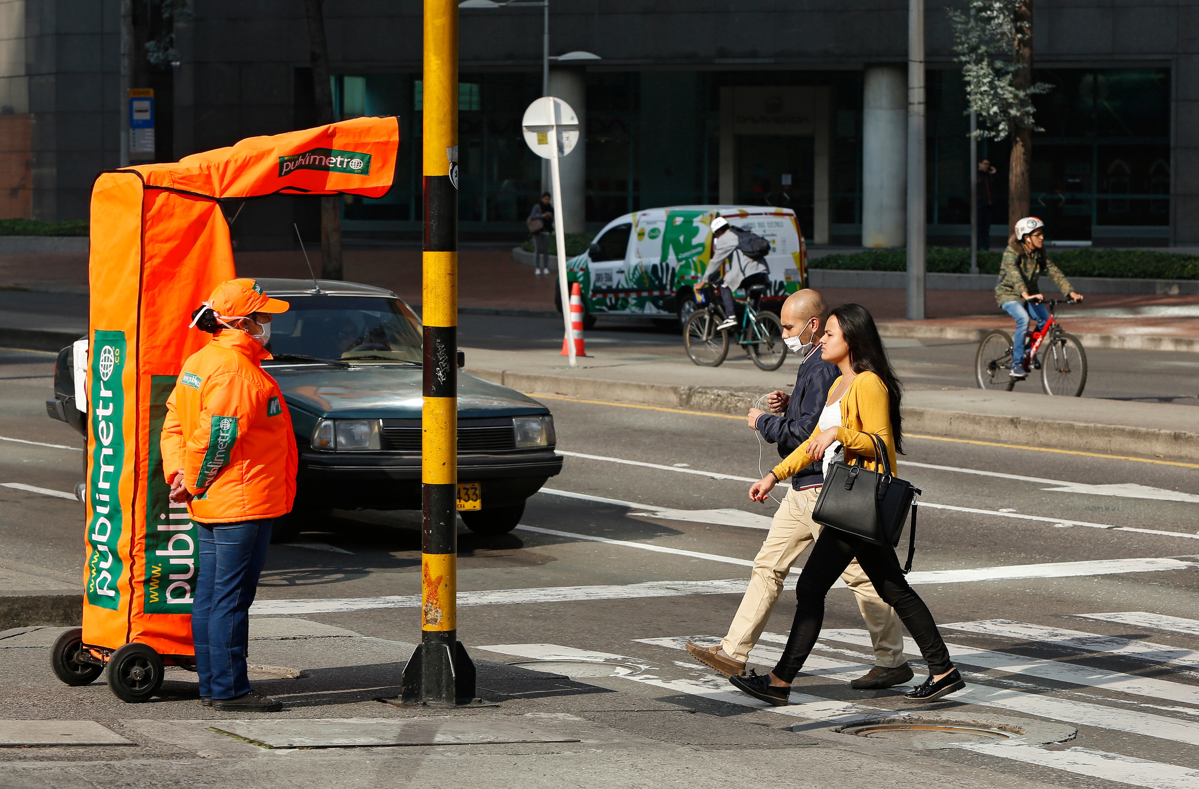 Secretaría de Salud responde cuándo será la tercera ola de coronavirus en Bogotá